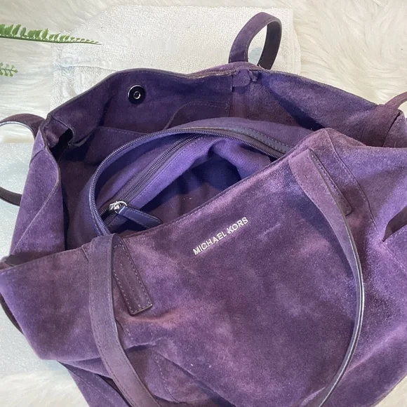 MICHAEL KORS ASHBURY HIPPIE BOHO SLOUCHY RAW SUEDE LEATHER HANDBAG VIOLET - Picture 8 of 15